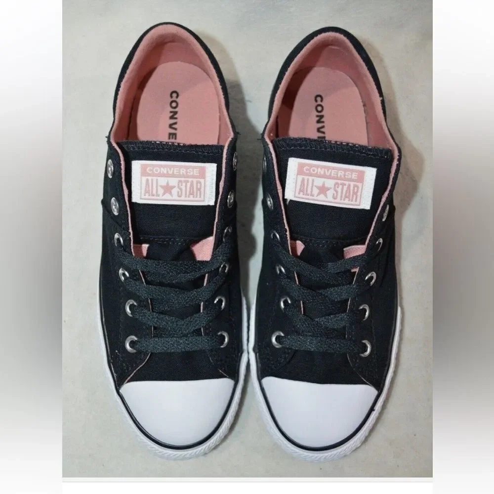 Converse Chuck Taylor All Madison Low Top Girl Shoes Size 1